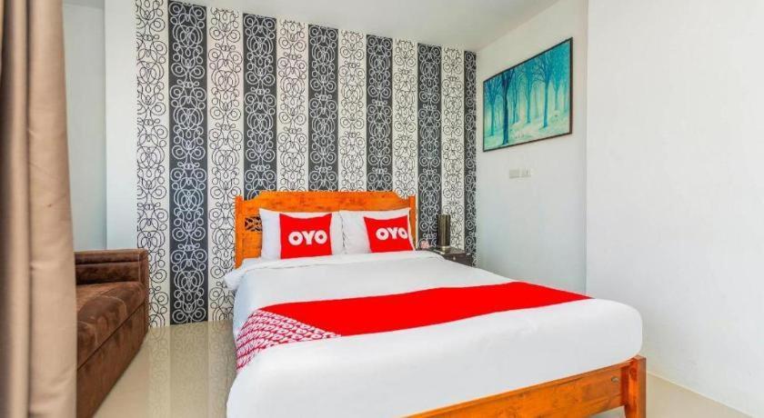 Oyo 472 Tang Cheng Holiday Hotel Patong Luaran gambar